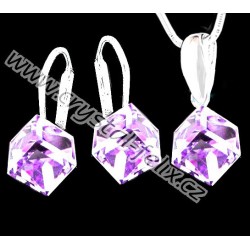 Stříbrný set JM s kostičkami SWAROVSKI CUBE v barvě VIOLET, speciální jemné klapky Ag925